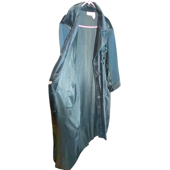 Vintage 1970s Newport News Boho Deep Teal Blue Velvet & Floral Embroidered Coat - Picture 4 of 12